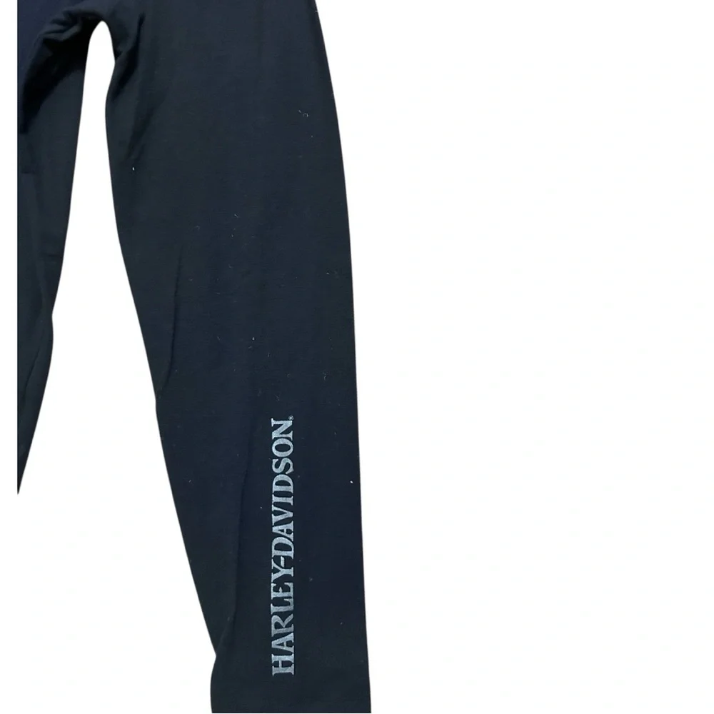 Harley-Davidson Navy Long Sleeve Tee with Skull Motif - Picture 4 of 7